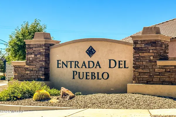 818 W Calle Alta Curva, Sahuarita, AZ 85629