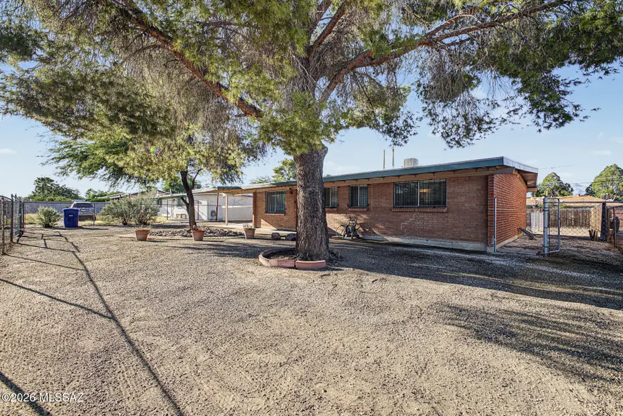 5353 E Douglas, Tucson, AZ 85711 - #3