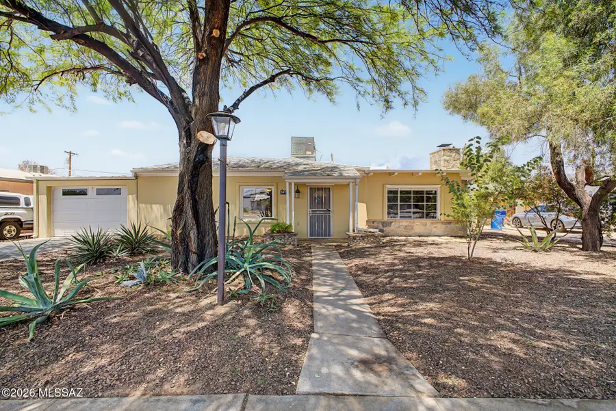 3973 E Desmond, Tucson, AZ 85712 - #3