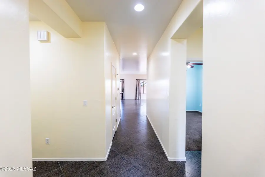 1003 S Throne Room, Benson, AZ 85602 - #3