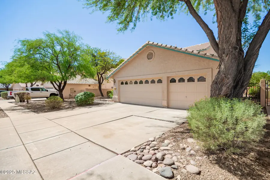 12487 N Wayfarer, Oro Valley, AZ 85755 - #2