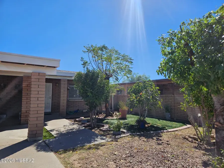6721 S 10th, Tucson, AZ 85756 - #2