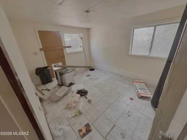 2429 E Blacklidge, Tucson, AZ 85719