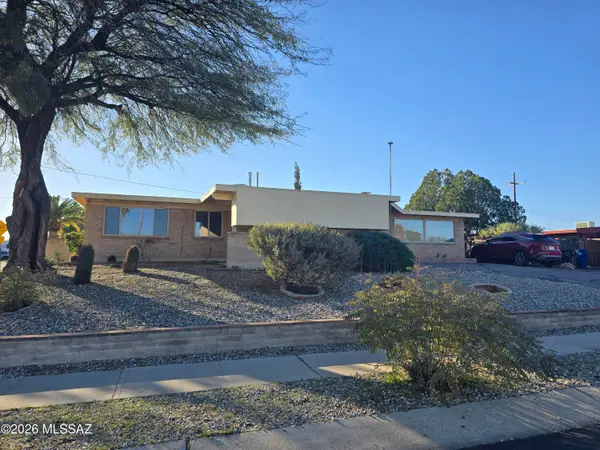 8556 E Kenyon, Tucson, AZ 85710