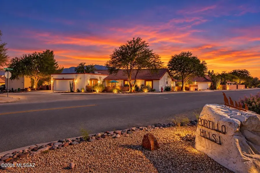 901 W Paseo Del Cilantro, Green Valley, AZ 85614 - #3