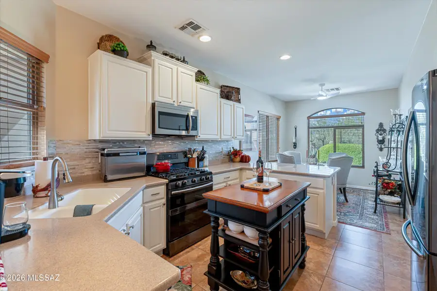 203 W Calle Moncayo, Sahuarita, AZ 85629 - #3