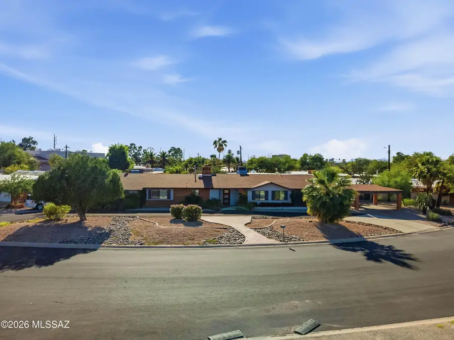 59 N Avenida Natachee, Tucson, AZ 85710 - #3