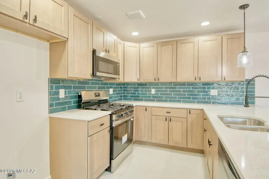 2303 E Beverly, Tucson, AZ 85719 - #2