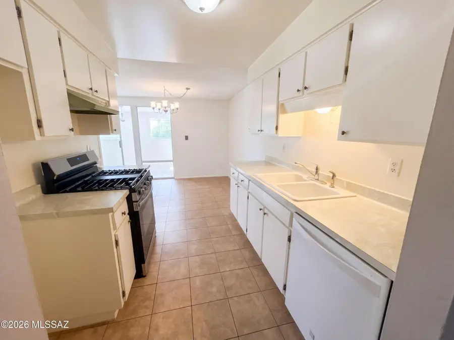 3431 S Champlain, Tucson, AZ 85730 - #2