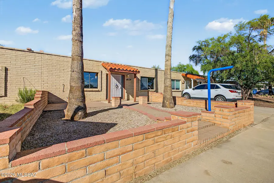 6755 E Hawk, Tucson, AZ 85730 - #2