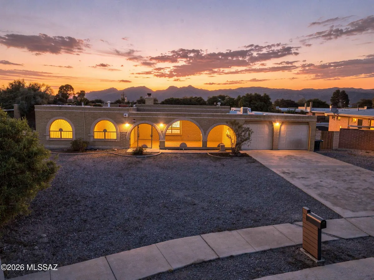 8909 E Palm Tree, Tucson, AZ 85710 - #1