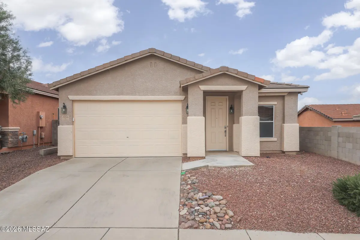 2066 S Aliso Spring, Tucson, AZ 85748 - #1