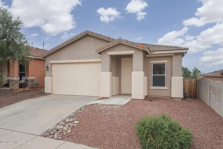 2066 S Aliso Spring, Tucson, AZ 85748 - #3