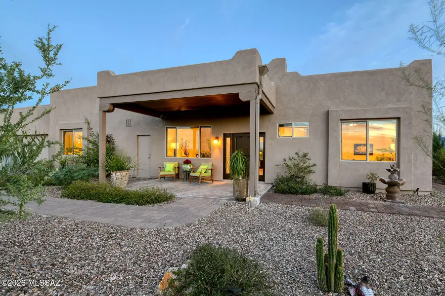 2068 E Old Stone House, Sahuarita, AZ 85629 - #2