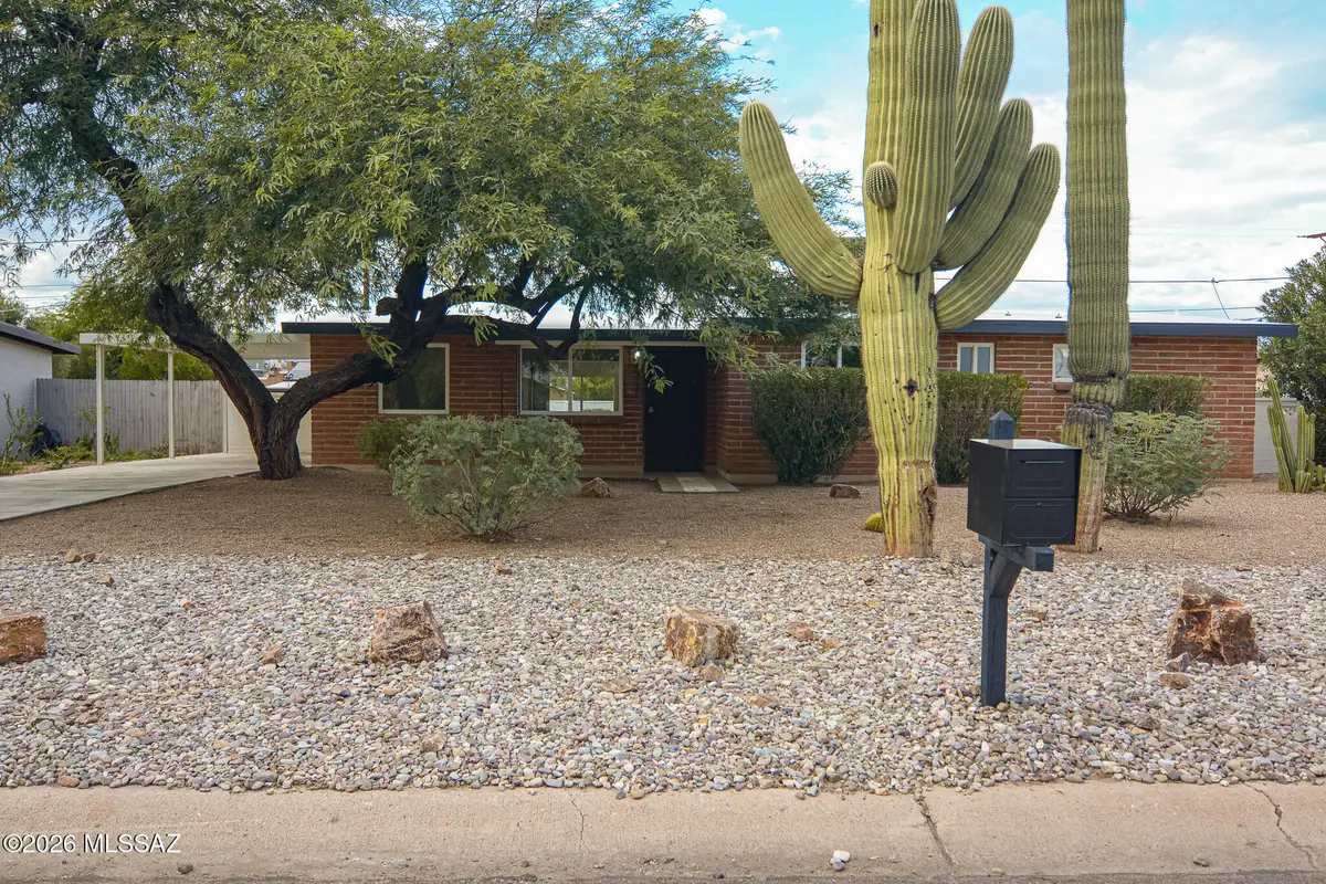 6731 E Kenyon, Tucson, AZ 85710 - #1