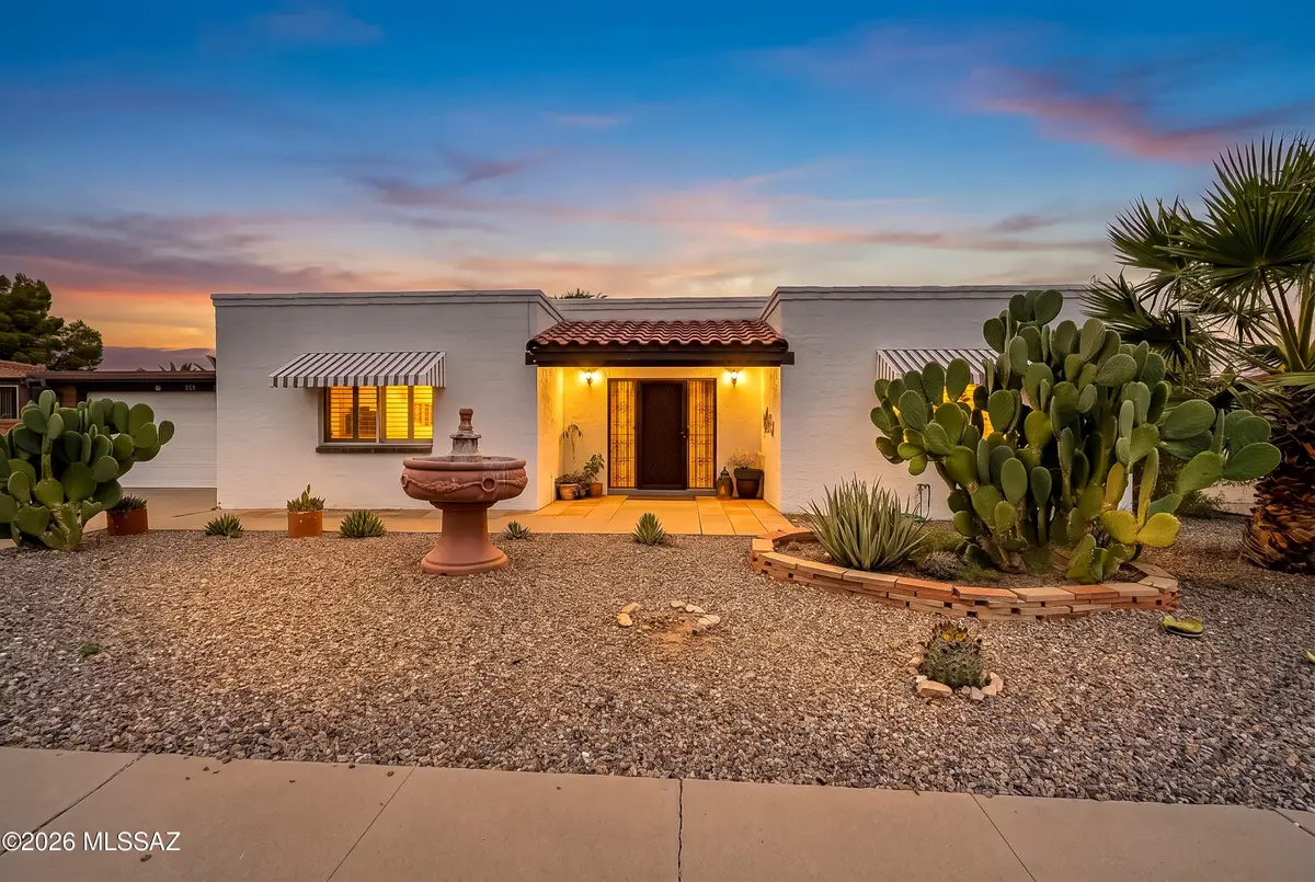 223 E El Naranjo, Green Valley, AZ 85614 - #1