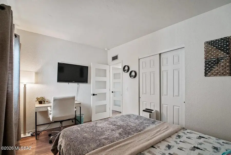 6832 N Autumn, Tucson, AZ 85741 - #3