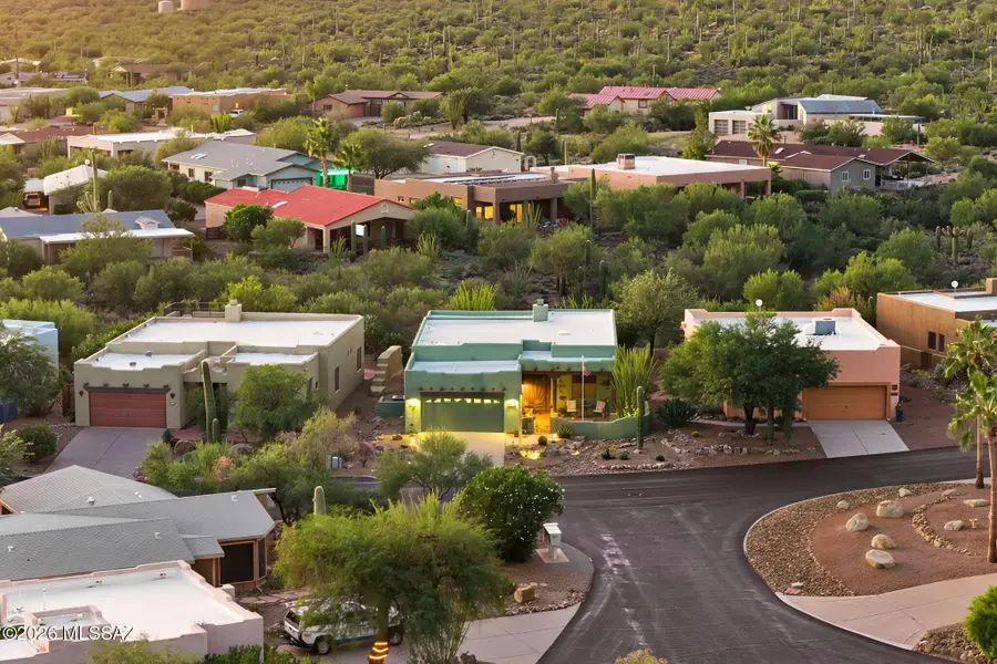 2040 S Doubletree, Tucson, AZ 85713 - #2