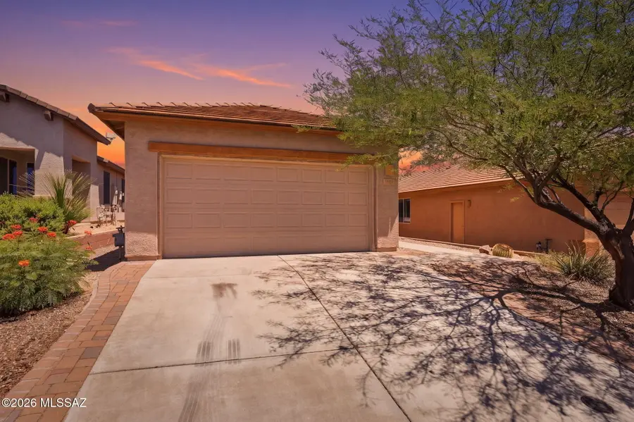 1038 W Pastora Peak, Green Valley, AZ 85614 - #3