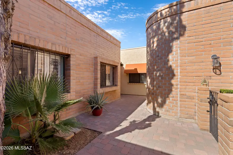 1950 W Ashbrook, Tucson, AZ 85704 - #3