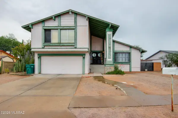 7520 S Camino Bello, Tucson, AZ 85746