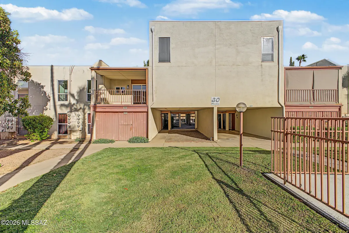 1600 N Wilmot, Tucson, AZ 85712 - #1