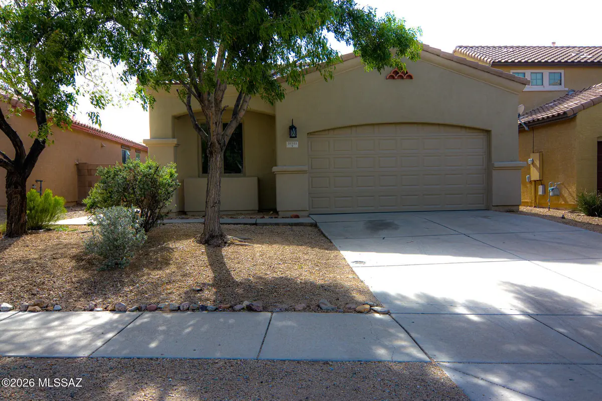 10344 S High Bluff, Vail, AZ 85641 - #1