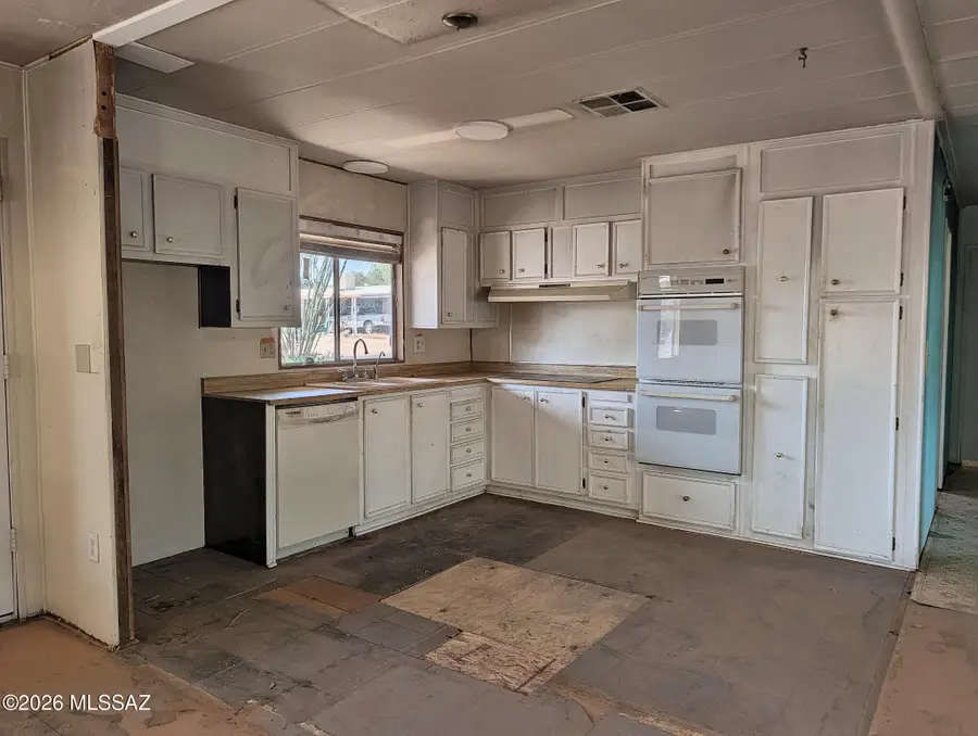 1620 N Va Frondosa, Green Valley, AZ 85614 - #2