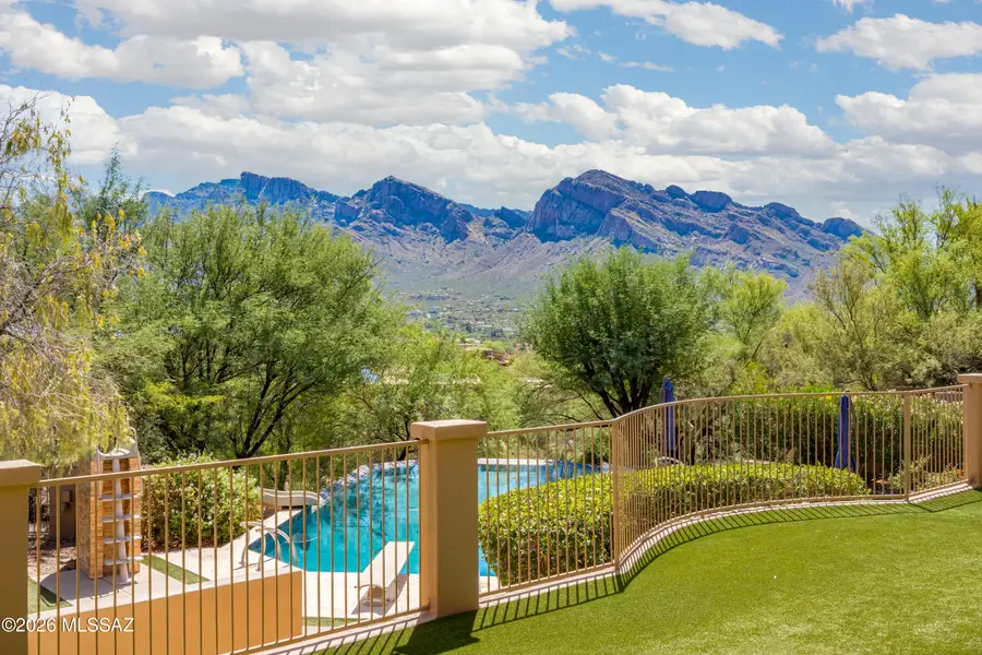 1030 W Soft Wind, Oro Valley, AZ 85737 - #2