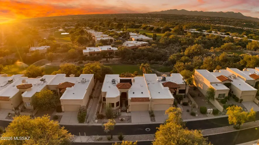 1238 E Camino Diestro, Oro Valley, AZ 85704 - #2