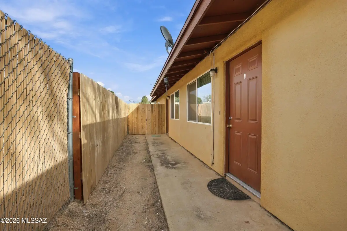 1815 S Van Buren, Tucson, AZ 85711 - #1