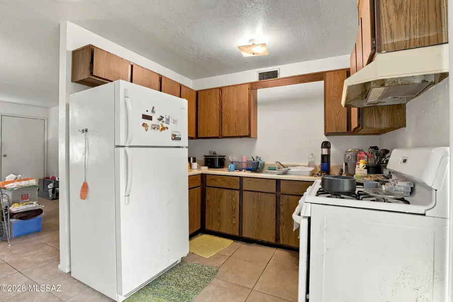 1815 S Van Buren, Tucson, AZ 85711 - #2
