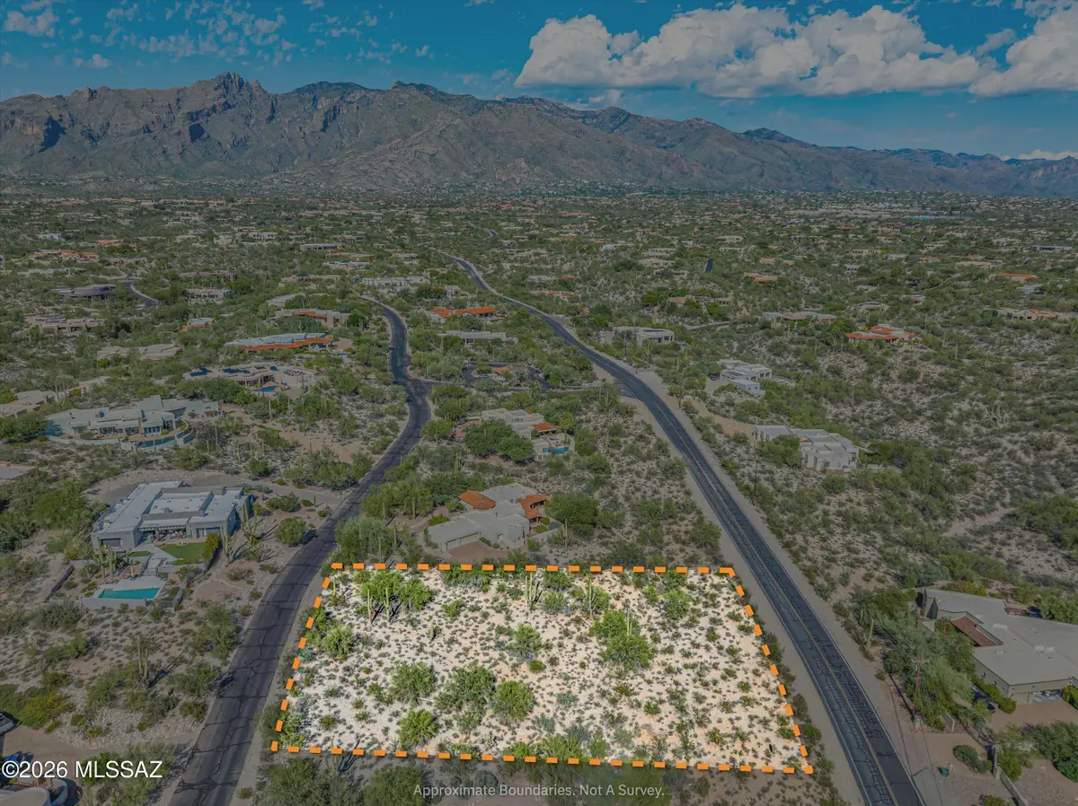 4880 N Avenida De Vizcaya, Tucson, AZ 85718 - #1
