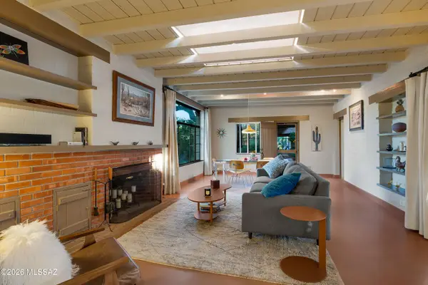 6625 N Casas Adobes, Tucson, AZ 85704