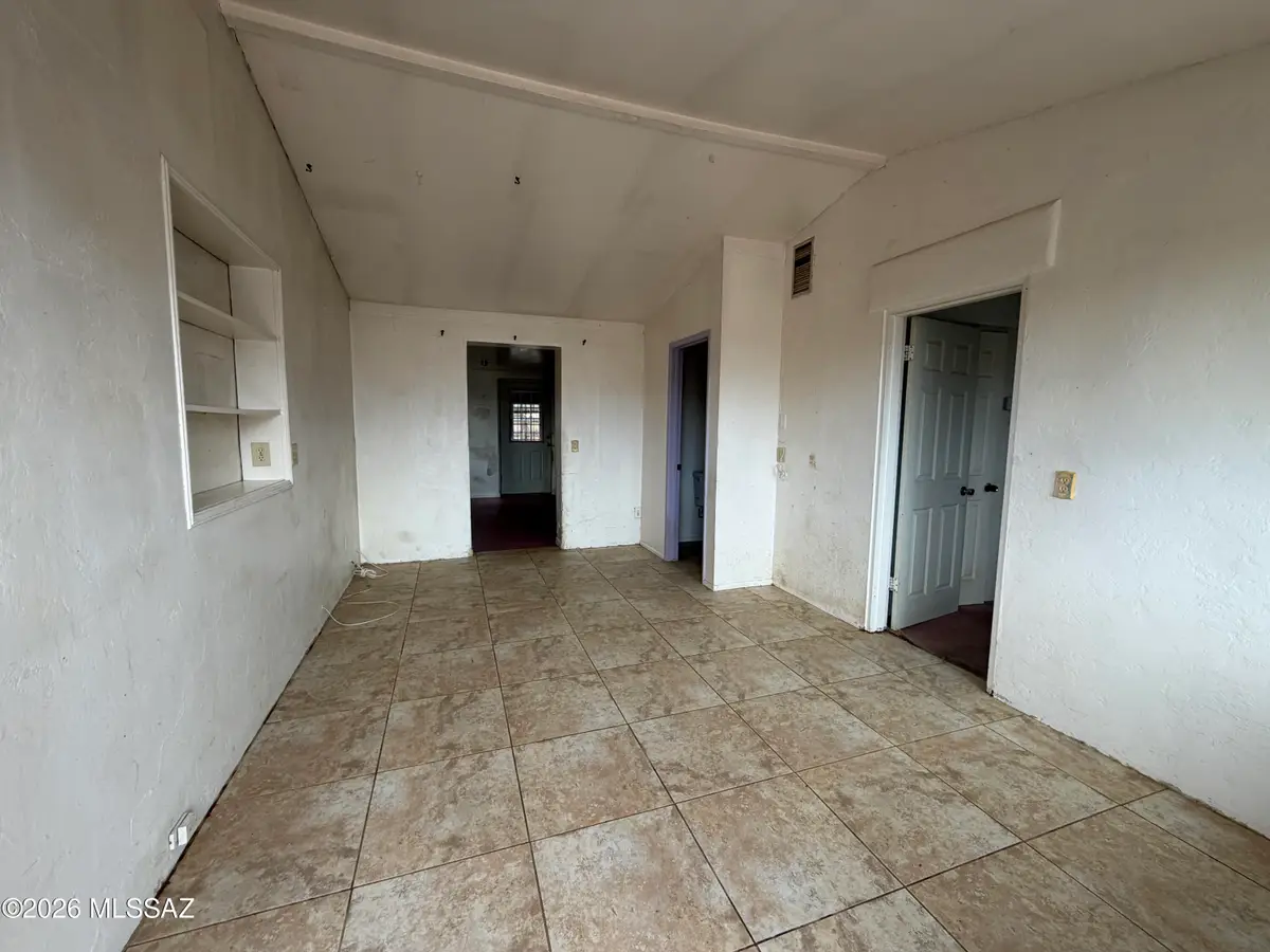 3807 E Ellington, Tucson, AZ 85713 - #1