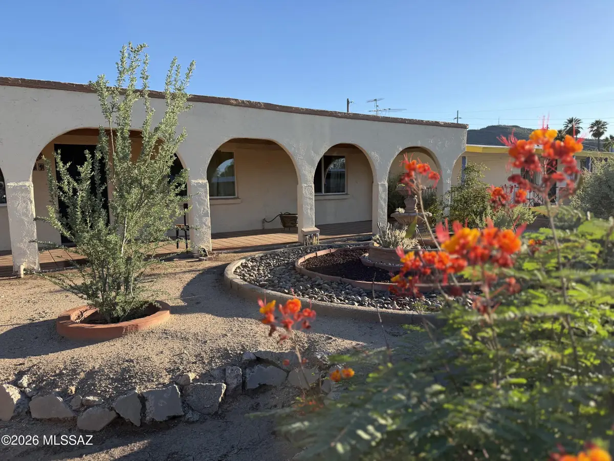 911 W Estrada, Tucson, AZ 85745 - #1