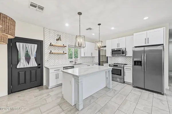 9109 N Shannon, Tucson, AZ 85742
