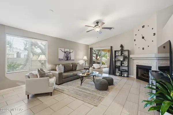 2330 N Emerald Lake, Tucson, AZ 85749