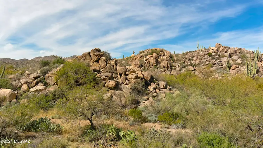 656 W Granite Gorge, Oro Valley, AZ 85755 - #2