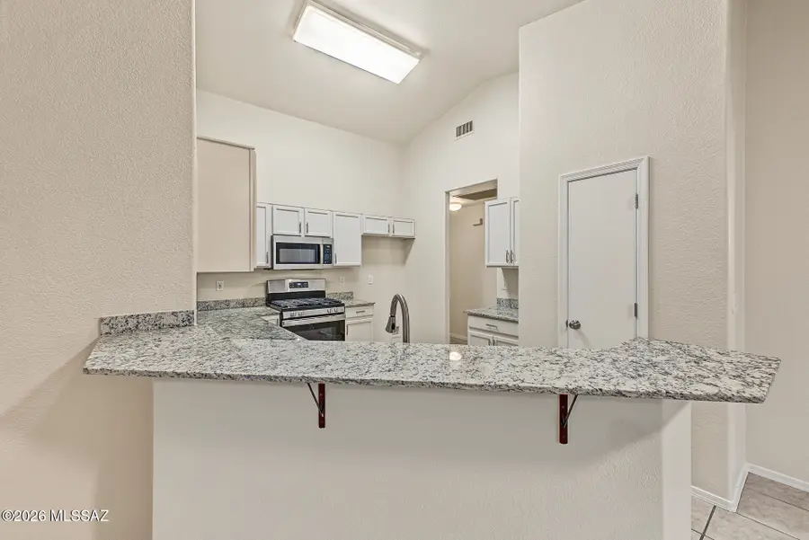3368 S Rainburst, Tucson, AZ 85713 - #3