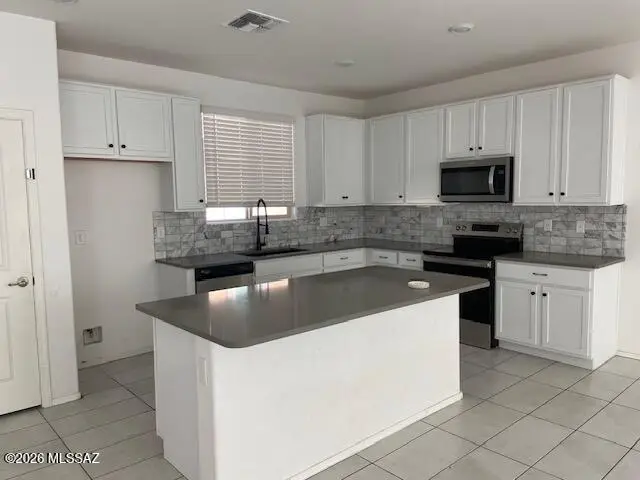 931 W Calle Calca, Sahuarita, AZ 85629 - #2