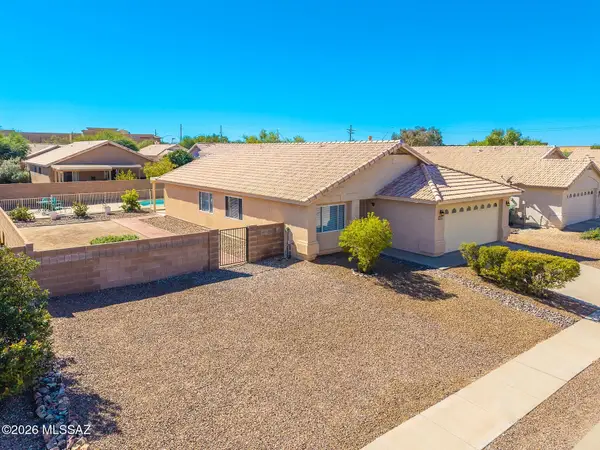 9550 E Magdalena, Tucson, AZ 85748