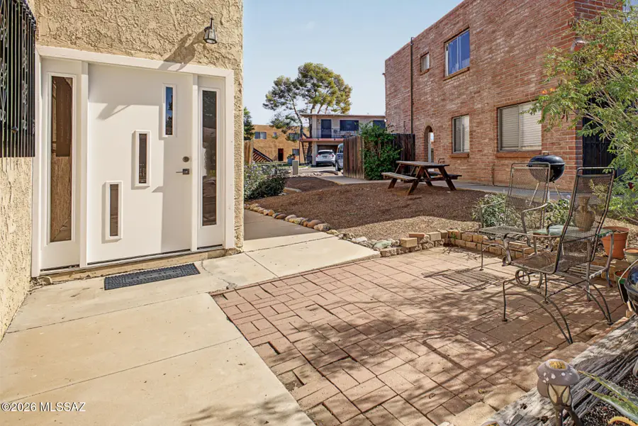 6541 E Calle La Paz, Tucson, AZ 85715 - #2