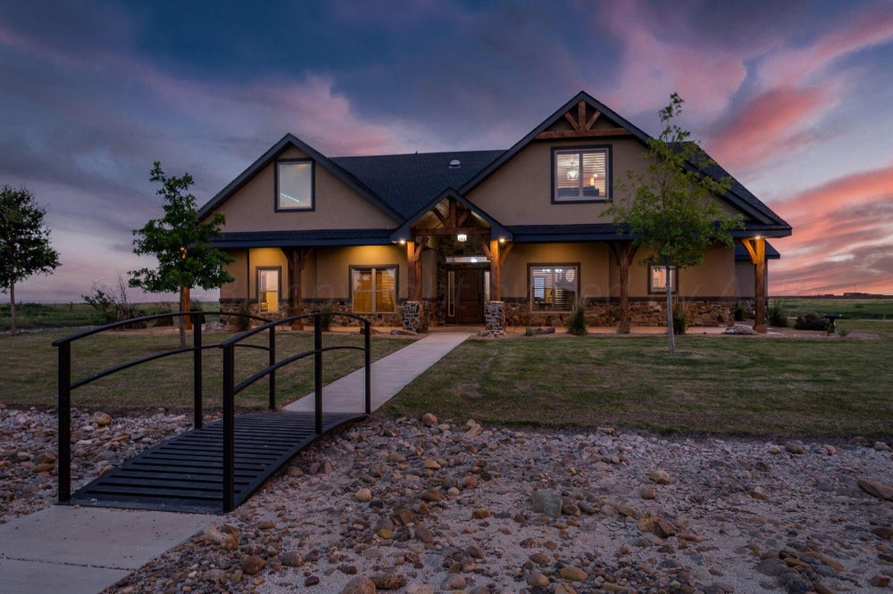 11560 County Road C, Groom, TX 79039 ERA