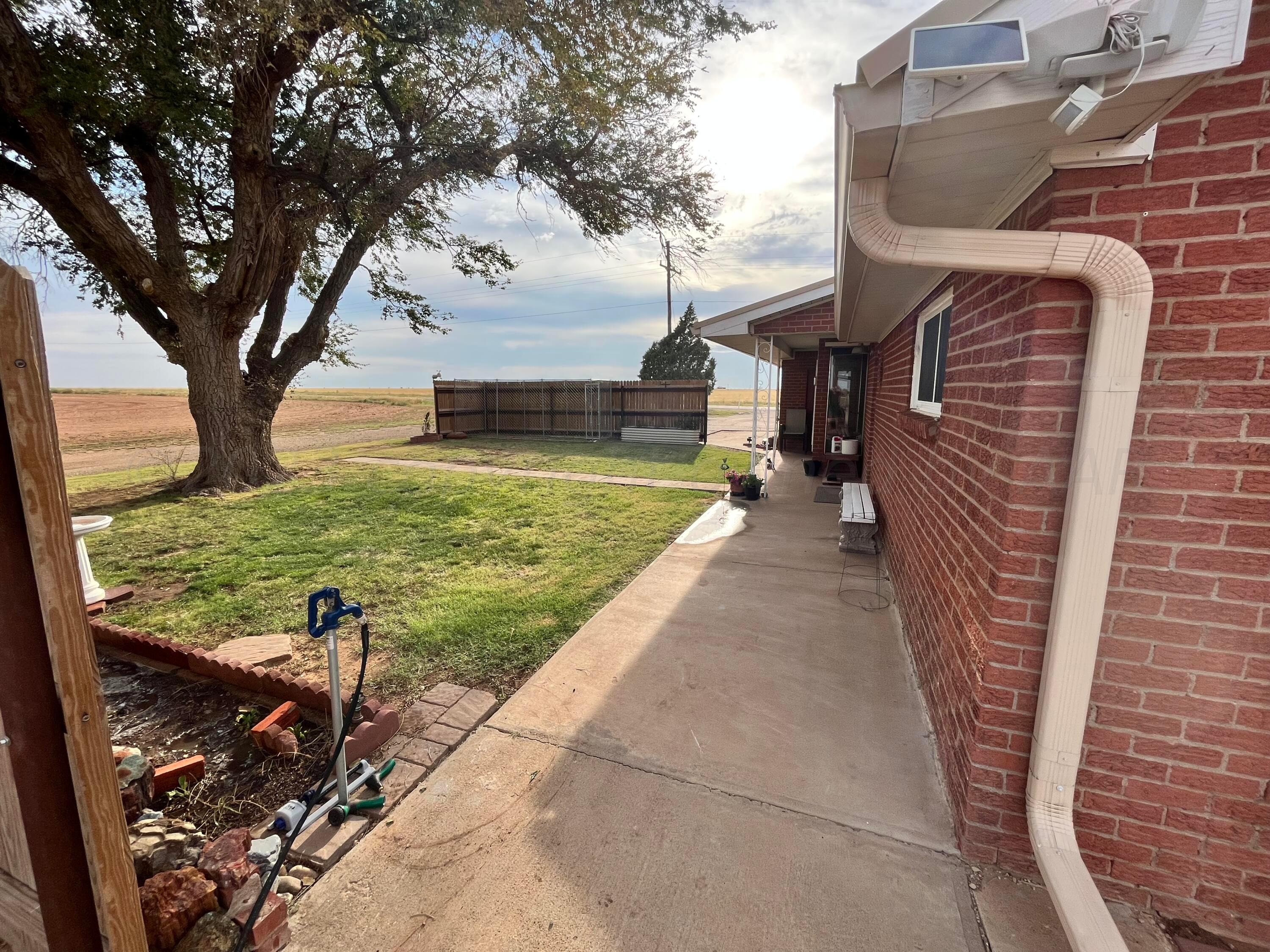 2092 Fm 1731, Bovina, TX 79009 - ERA