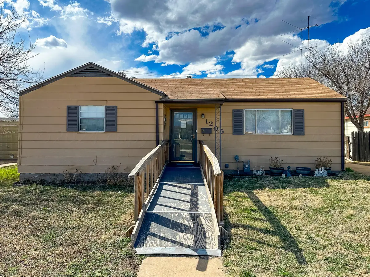 1205 Coble Drive, Borger, TX 79007 - Image #1