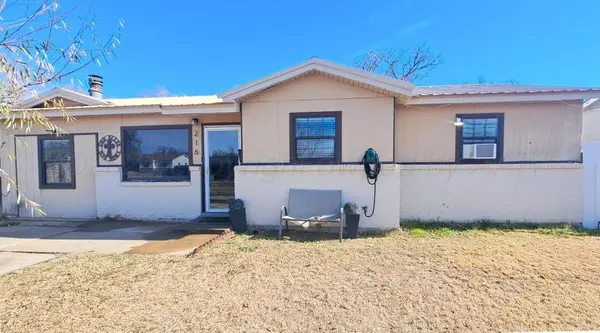216 Pear, Dumas, TX 79029