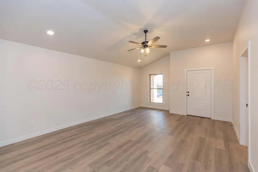 3002 Farmyard Drive, Amarillo, TX 79124 - Image #2