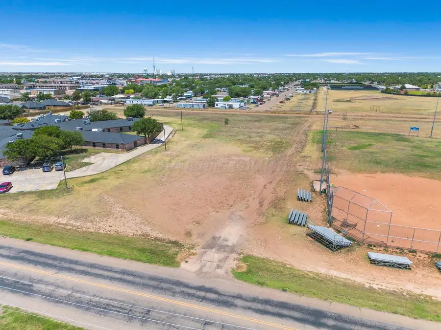 E 19th Street, Dumas, TX 79029 - Image #3
