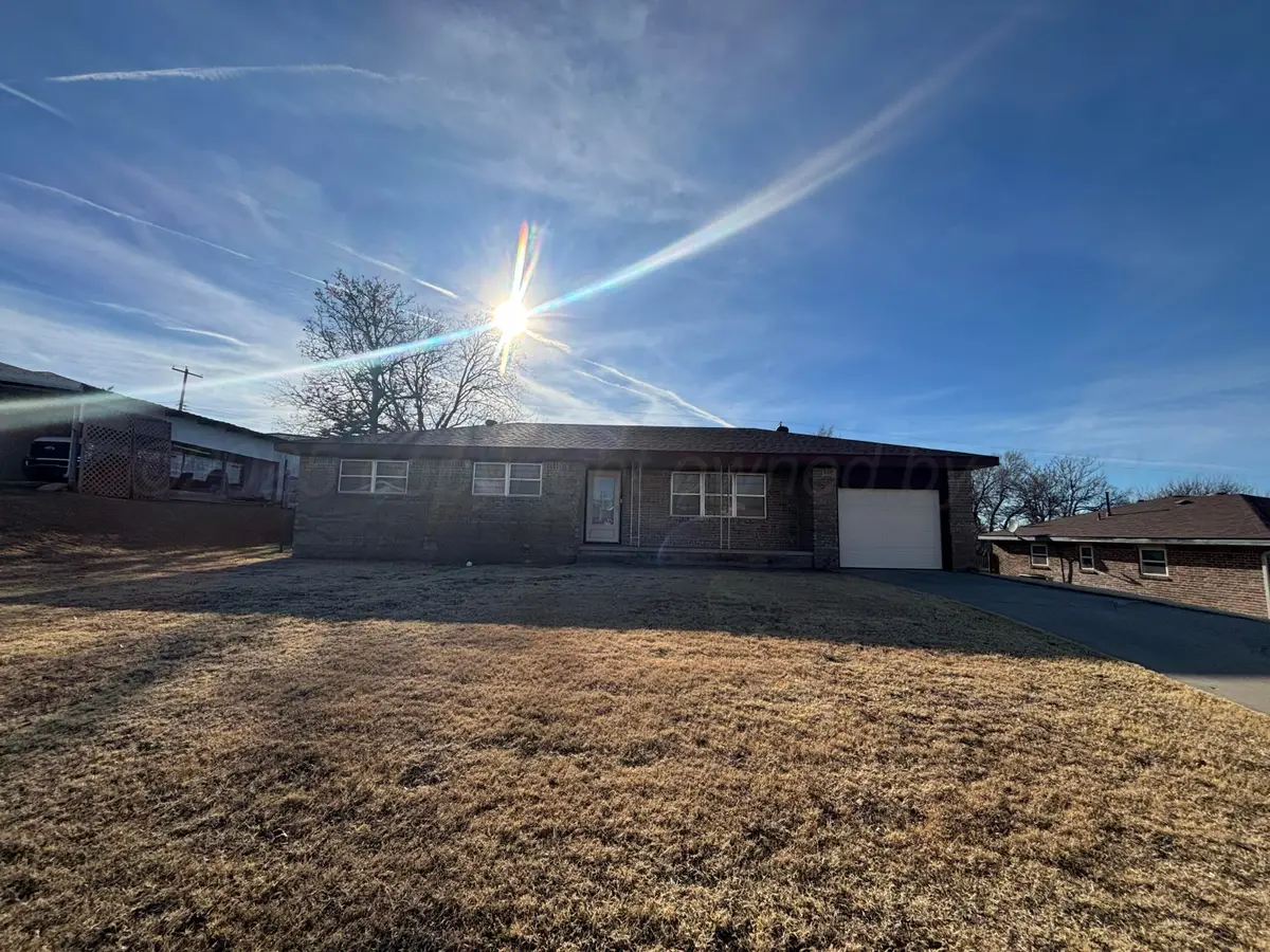 442 Harvey Street, Miami, TX 79059 - Image #1